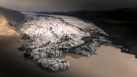 Sólheimajökull glacier - Icelandic South Coast