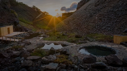Panoramic view of Canyon Baths surrounded by pristine wilderness