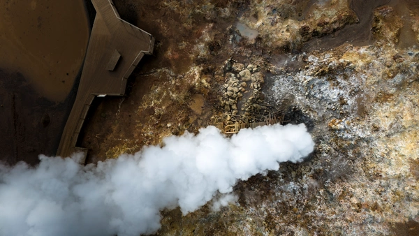 Steaming hot spring of Gunnuhver | Reykjanes tour